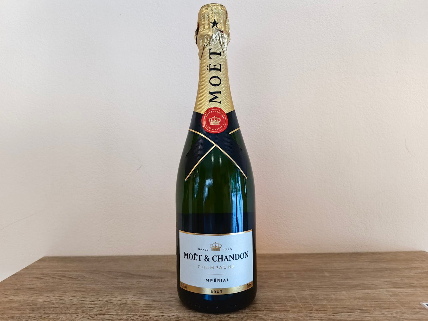 Шампанско Моет Шандон Империал 12.5% 0.75 л